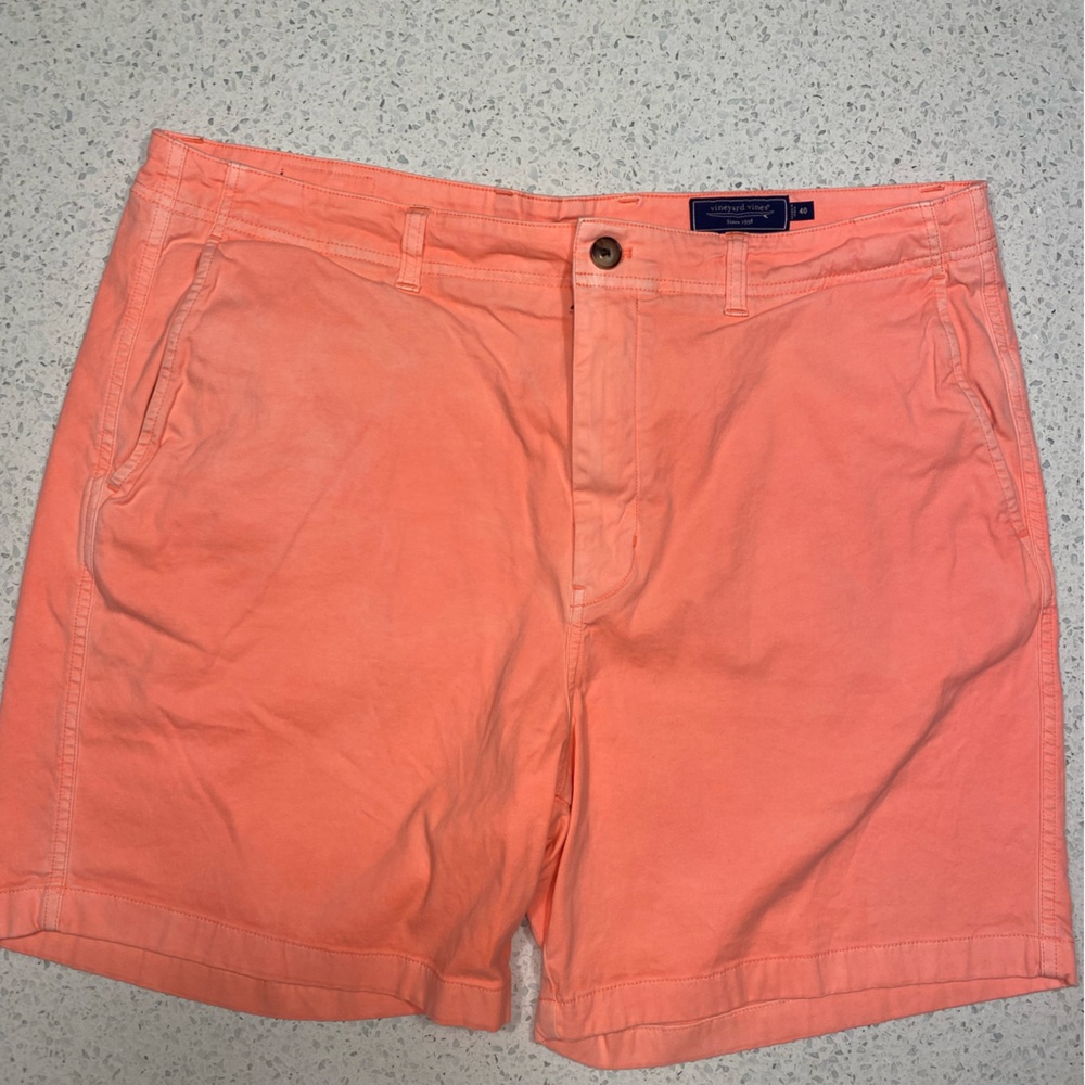 Vineyard Vines Peach 9” sun washed shorts. Never worn.